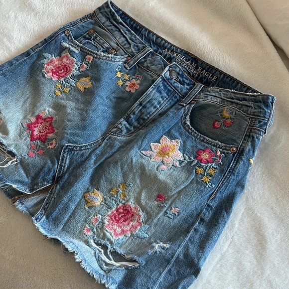 American Eagle Flower Jean Skirt - Picture 3 of 5